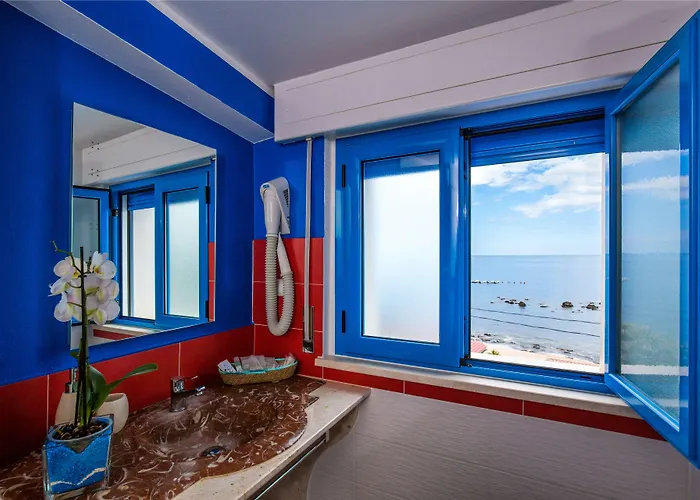 La Favorita Otel Cala Gonone